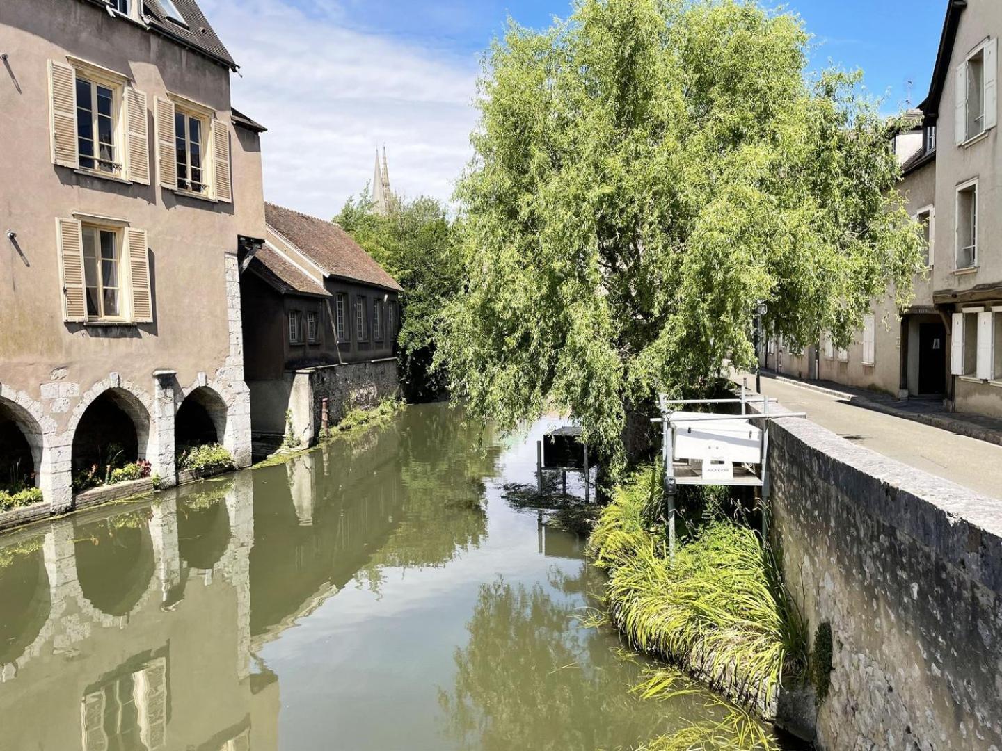 Apartament Au Bord De L'Eure - Free Parking Chartres Zewnętrze zdjęcie