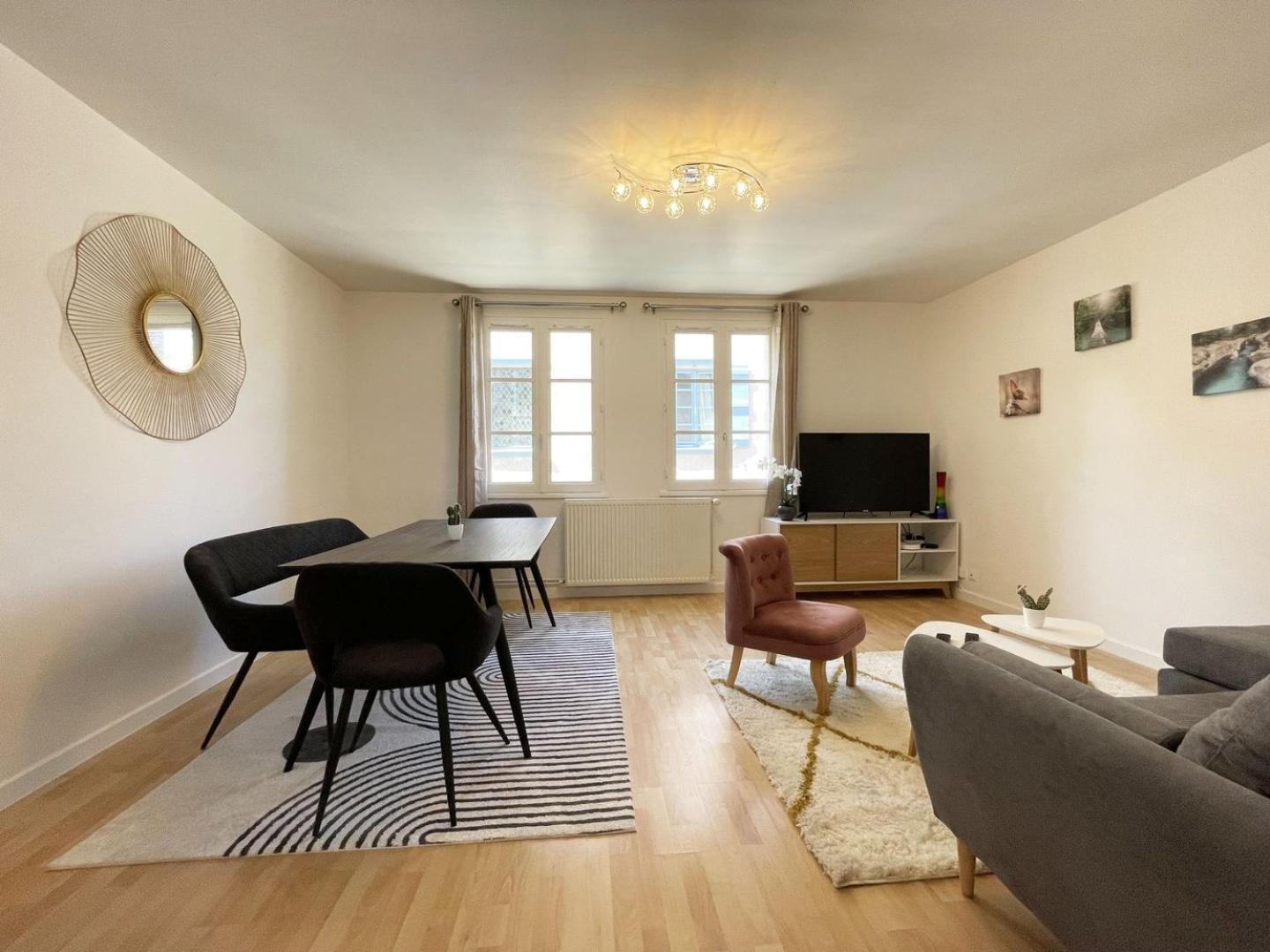Apartament Au Bord De L'Eure - Free Parking Chartres Zewnętrze zdjęcie